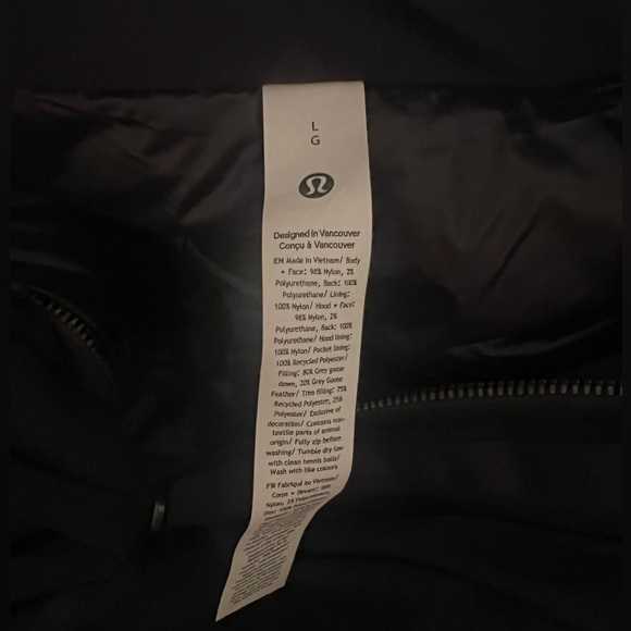 lululemon Waterproof 600-Down
Long Winter Parka/Coat, detachable hood, L, Black - Picture 10 of 16